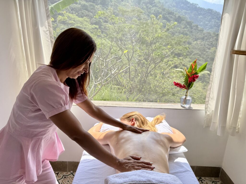 Mundo Nuevo Eco Lodge Minca massage Intuitivo